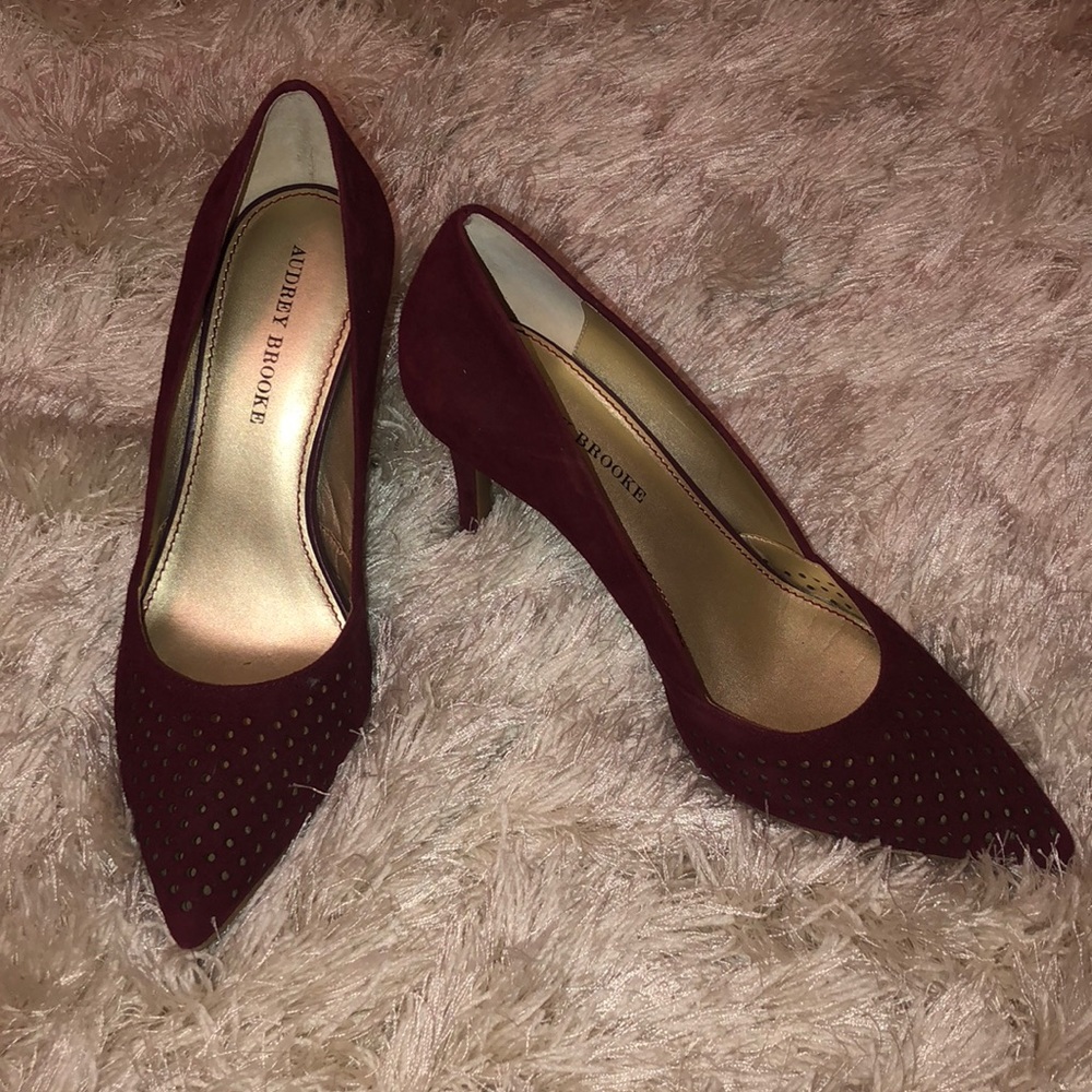 Audrey Brooke “Sloane”